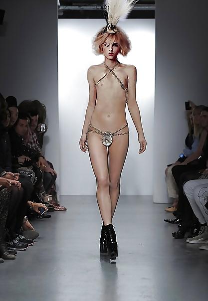 25P Androgynous Beauty