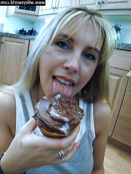22P Spunk on the bitches food