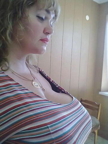 10P Busty Russian Woman 1276