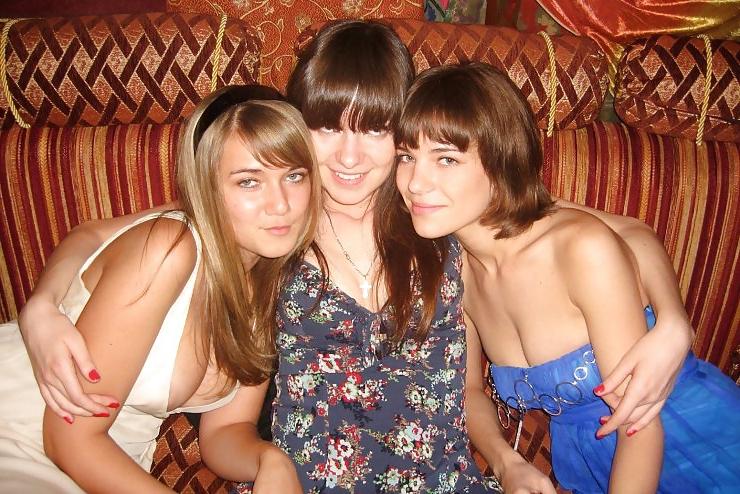 25P Nip slip and downblouse (Camaster)