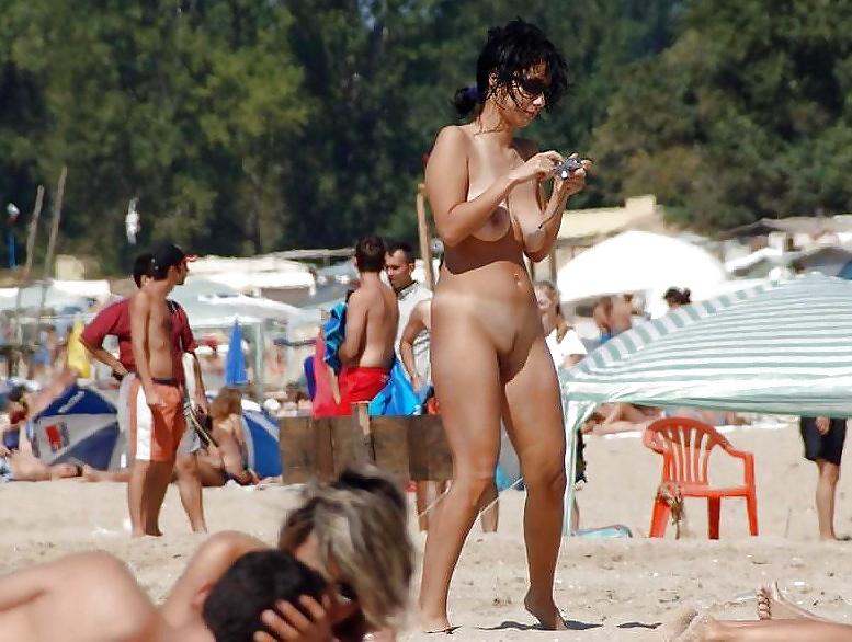 25P On the Beach - 55