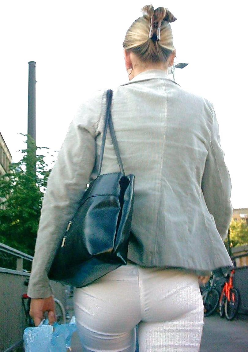 25P Wives In Tight And See Thru White Pants 