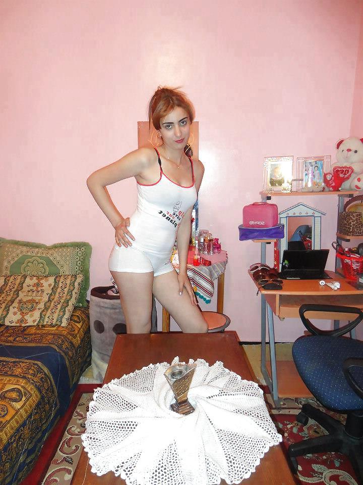 5P Arab woman