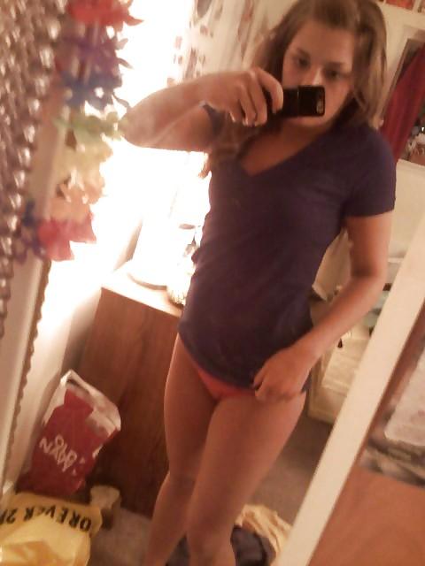 25P Teen self shot