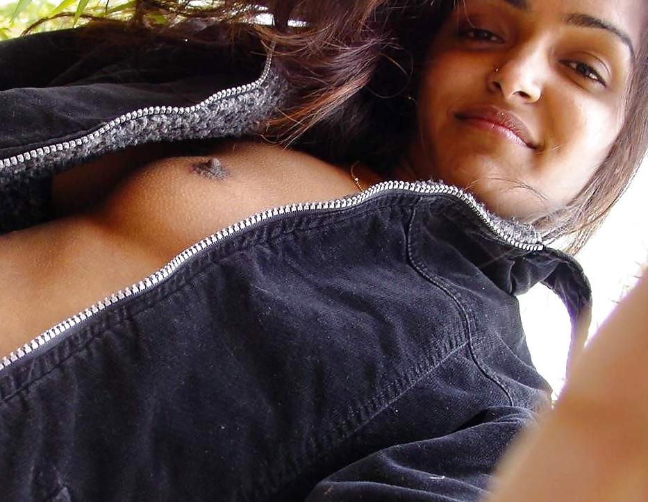 25P Naked desi girls