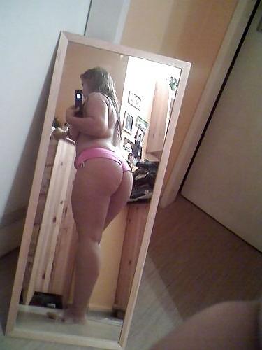 25P Moms person's friendal and full figure pics