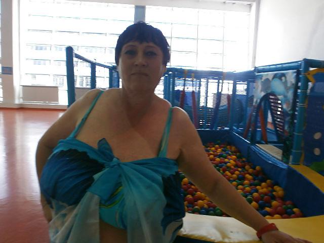 20P Busty Russian Woman 1316