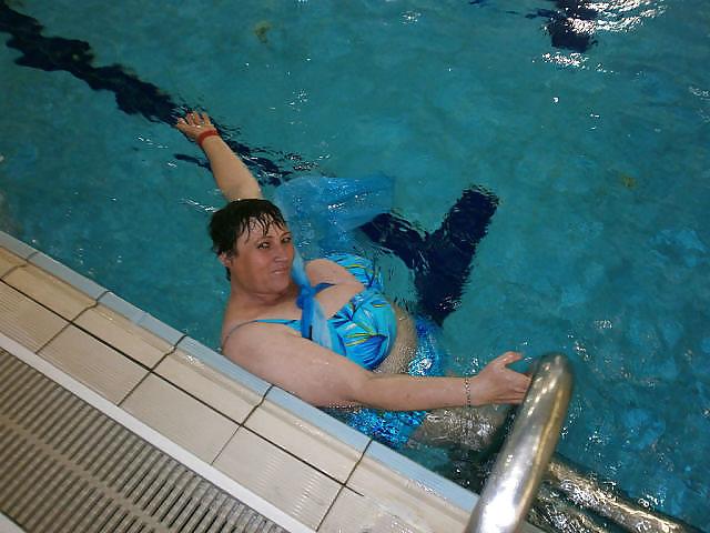 20P Busty Russian Woman 1316