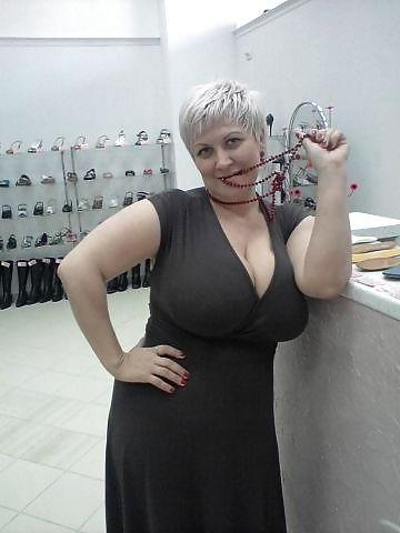 19P Busty Russian Woman 1317