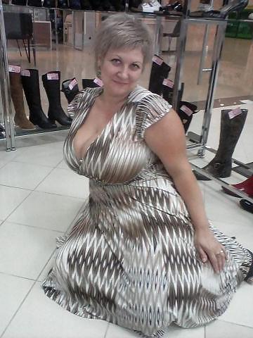 19P Busty Russian Woman 1317