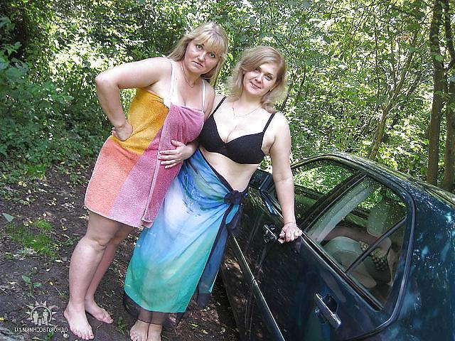 10P Busty Russian Woman 1033