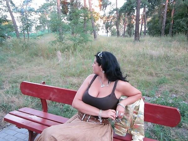21P Busty Russian Woman 584