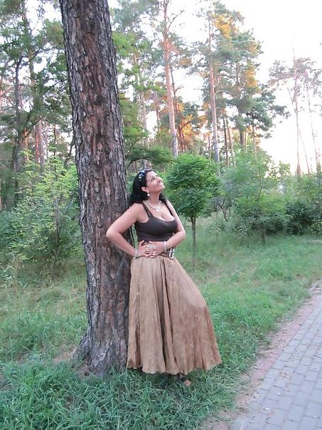21P Busty Russian Woman 584