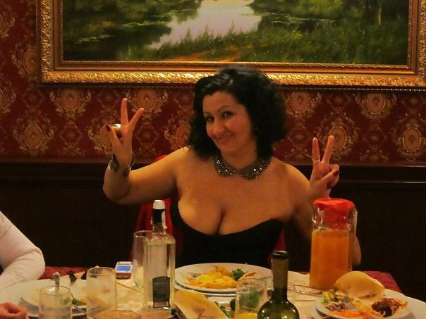 21P Busty Russian Woman 584