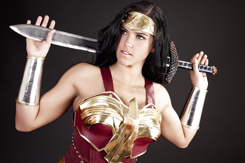 12P Sarah Scott as Wonder Woman
