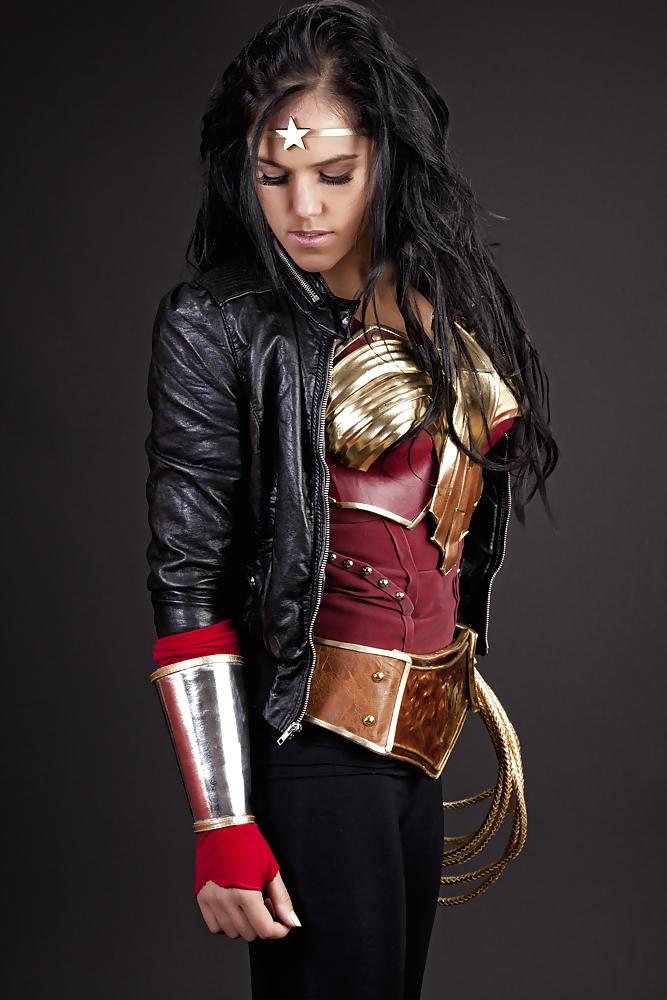 12P Sarah Scott as Wonder Woman