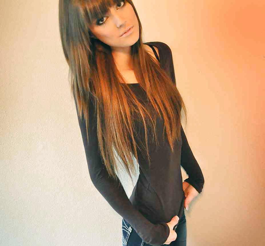 25P Very skinny or Flat chested