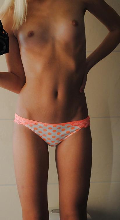25P Very skinny or Flat chested