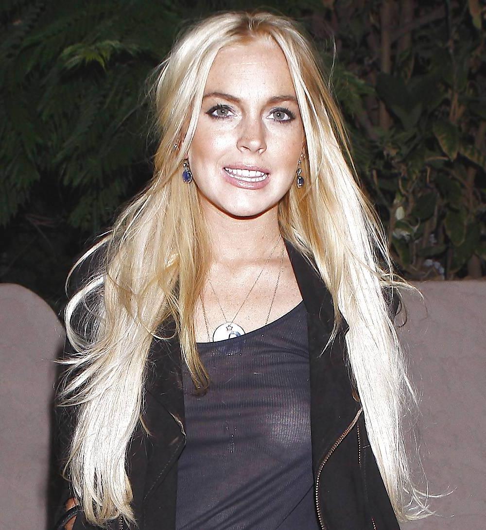 12P Lindsay Lohan ... Black C Through