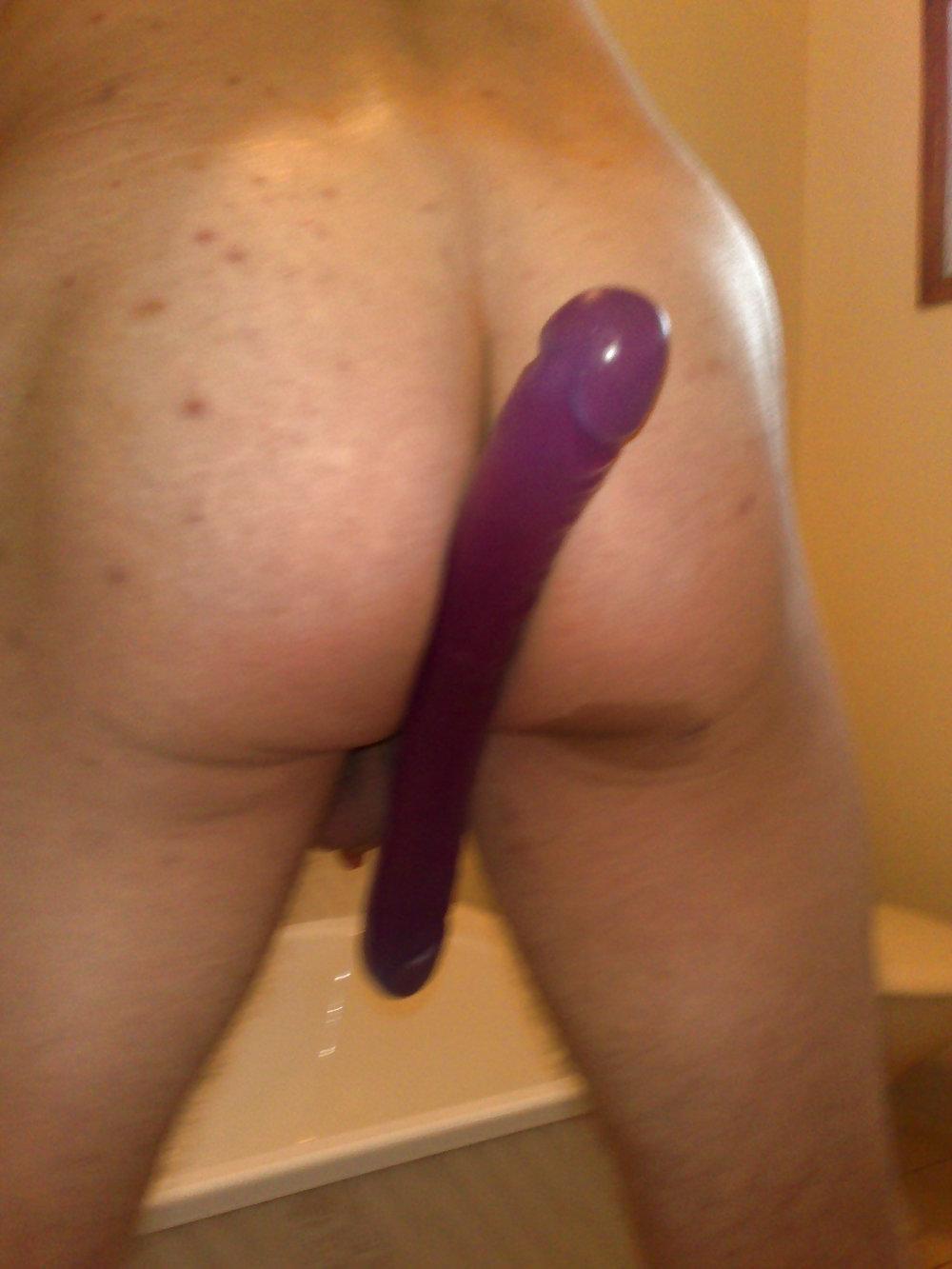 8P Posing with purple double-ender