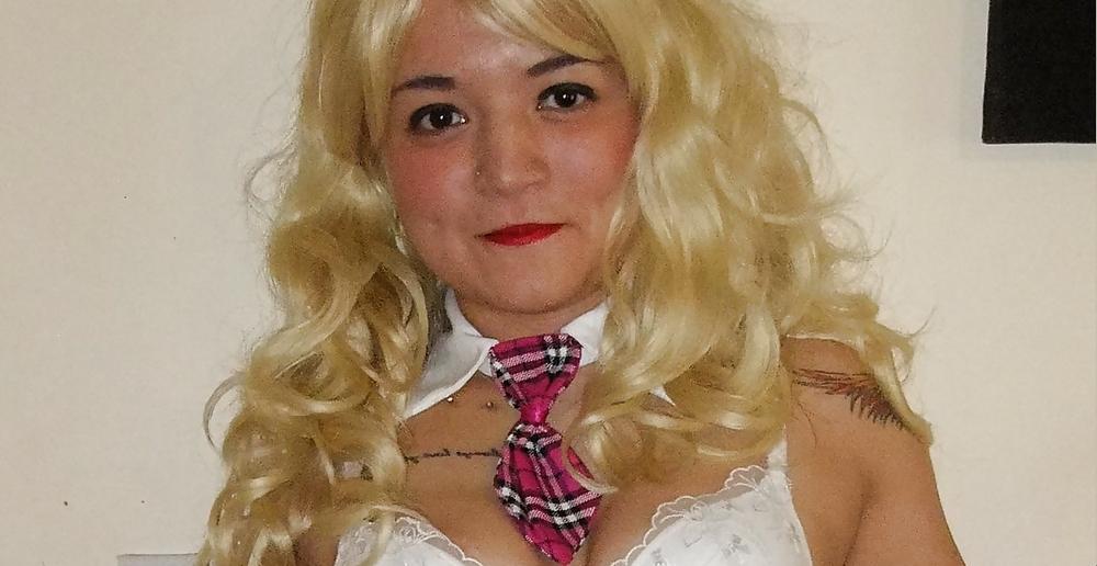 25P Young Sexy Woman 2