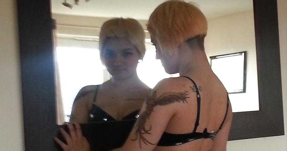25P Young Sexy Woman 2