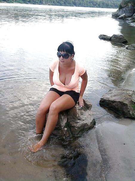 13P Busty Russian Woman 1084
