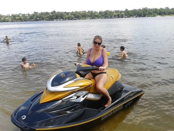 13P Busty Russian Woman 1084