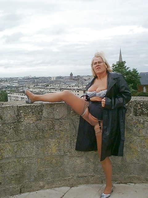 22P Mature Beauty - Annick 56