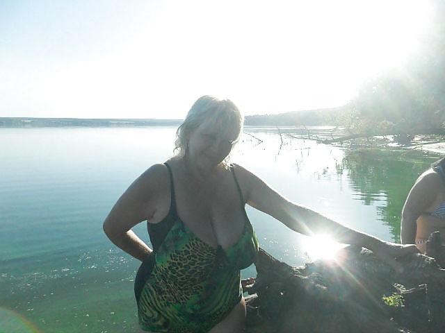9P Busty Russian Woman 769