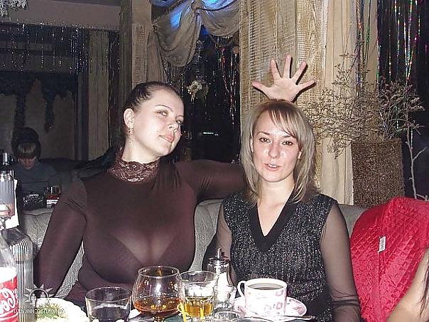 15P Busty Russian Woman 1017