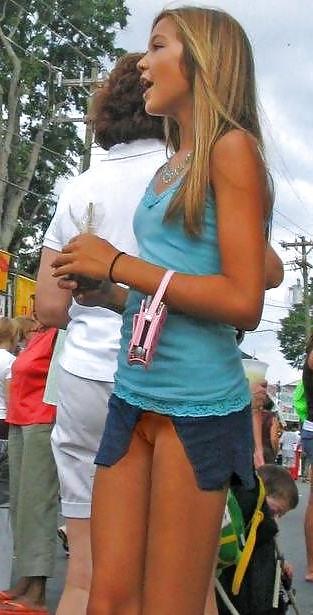 25P FORGOT TO WEAR PANTIES! oops...