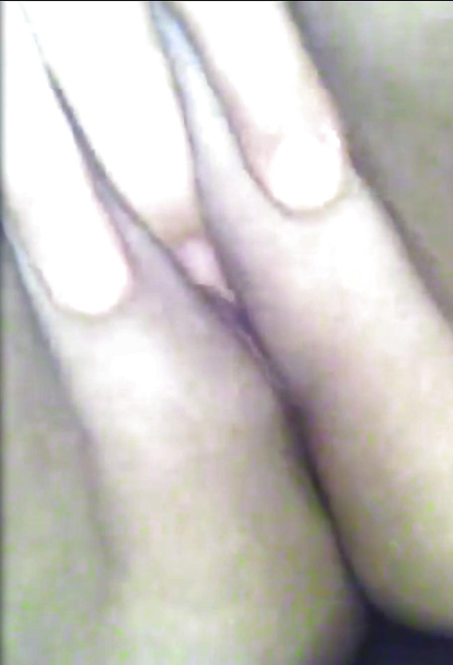22P Mature Wife Self Pics