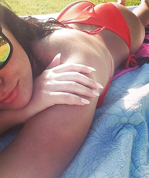 22P Mature Wife Self Pics