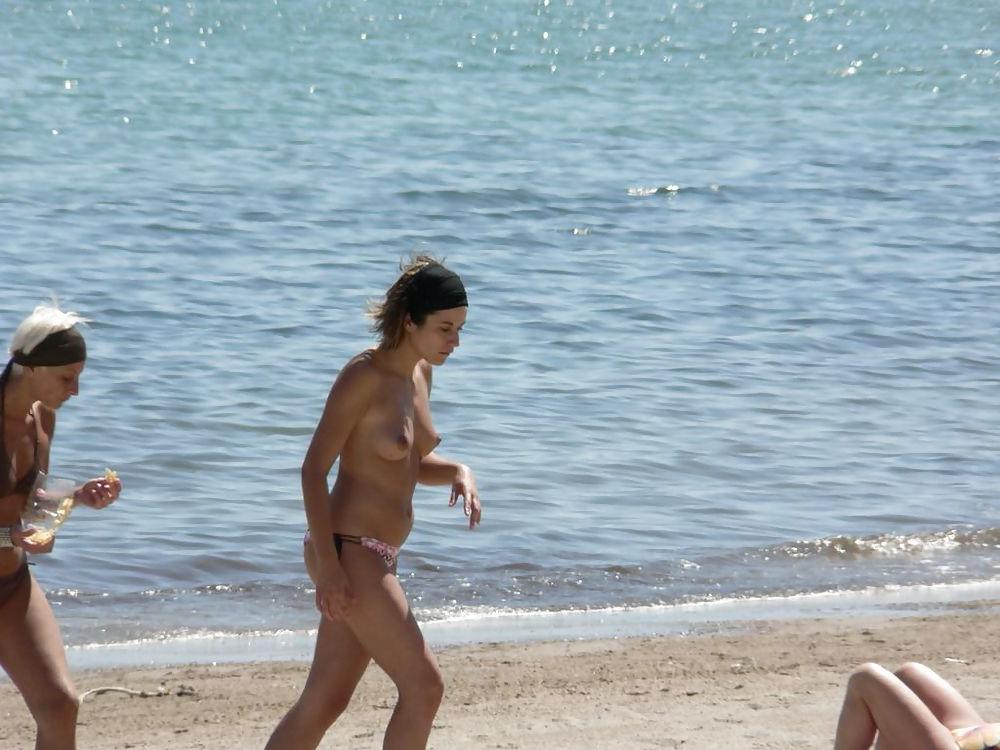 25P The beach 227