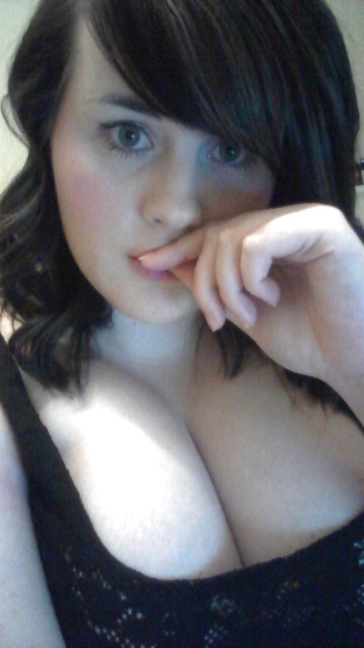 25P Big-eyed chubby beauty shows off her amazing tits Part 2