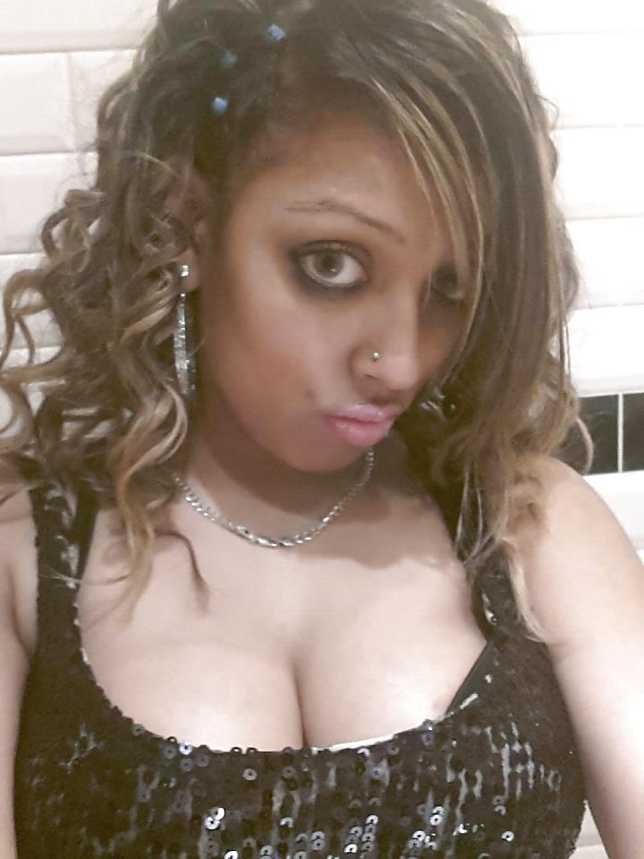 5P Indian Desi Slut