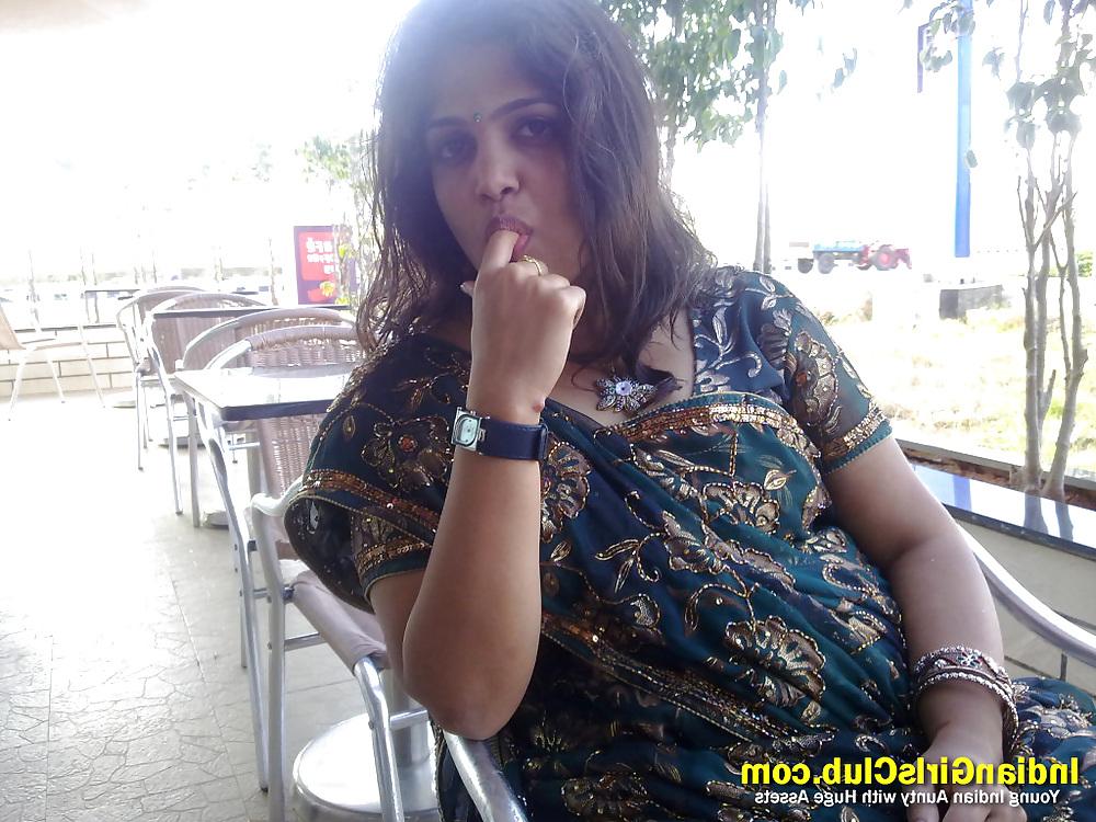 25P Indian beauty