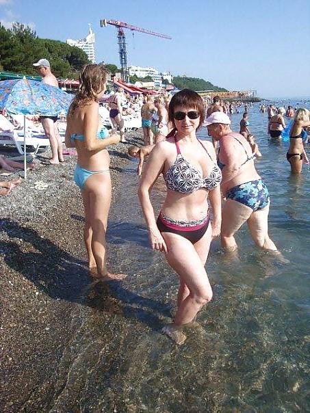 24P Busty Russian Woman 1145