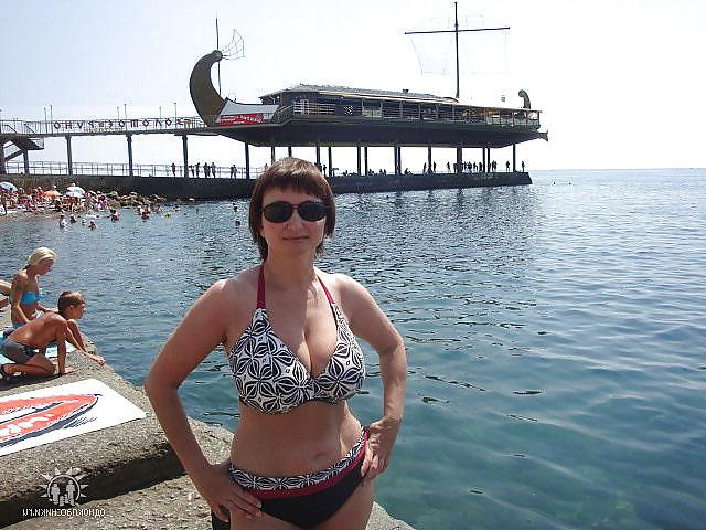 24P Busty Russian Woman 1145