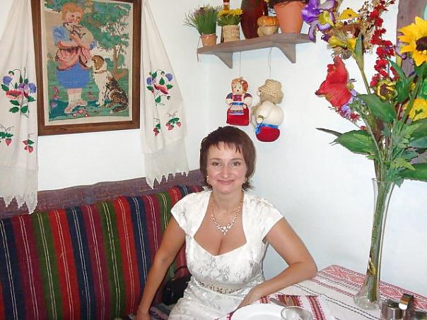24P Busty Russian Woman 1145