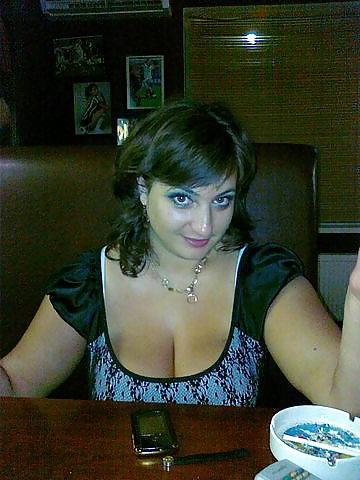 14P Busty Russian Woman 1087