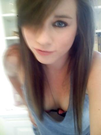 10P Downblouse pics