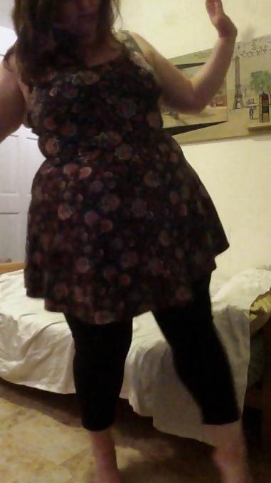 25P Shy insecure self-shot BBW girl