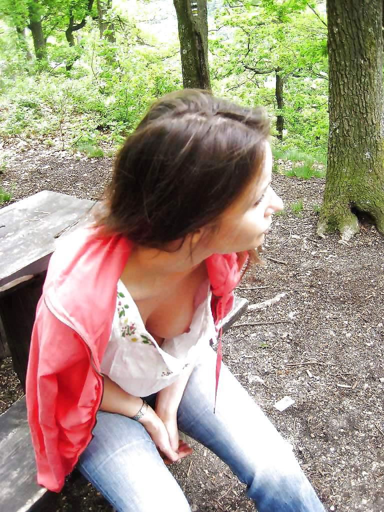 20P Downblouse & Nipple Slip 20