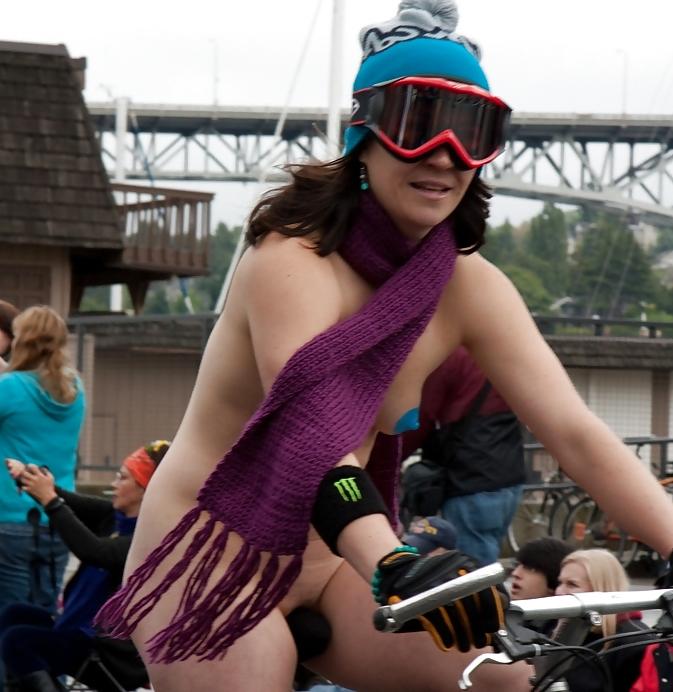 19P Sport Naked Bike #rec Pussy on Bycicle Gallery2