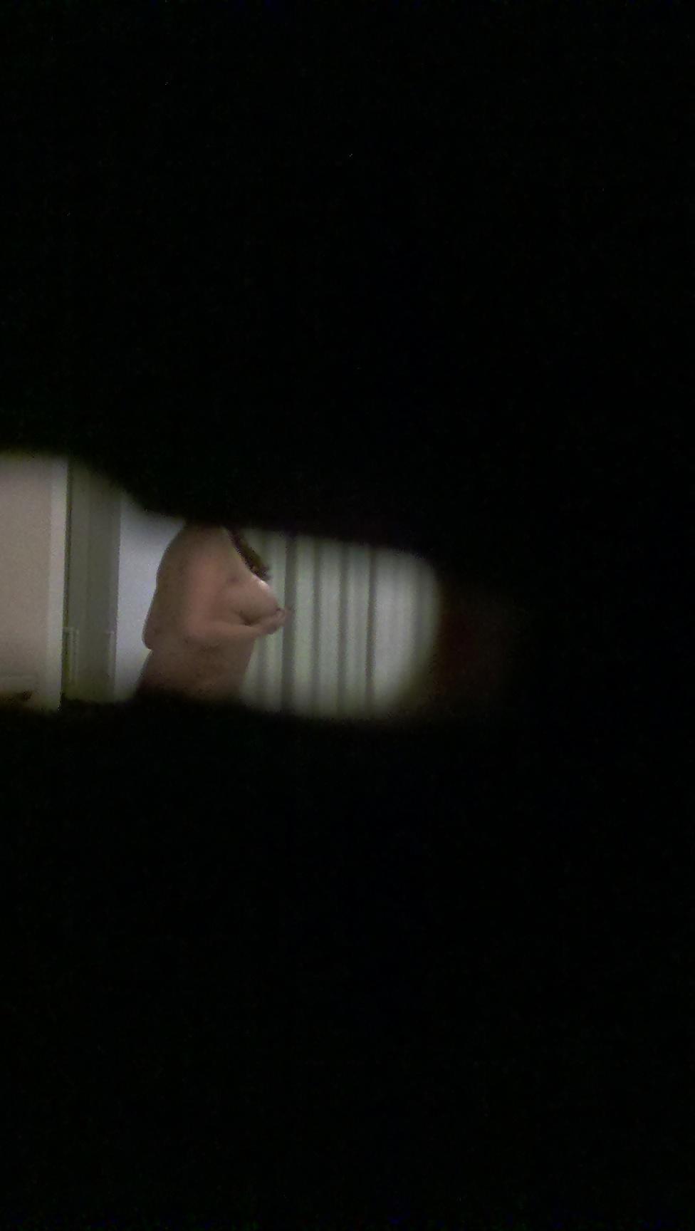 7P Voyeur 23 Yo. cute busty girl spied through the keyhole