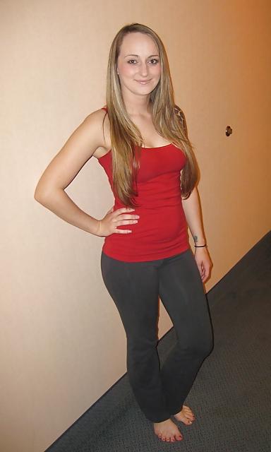 25P Milf i met online who likes 2 be tied up 3 &4