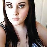 25P Big-eyed chubby beauty shows off her amazing tits