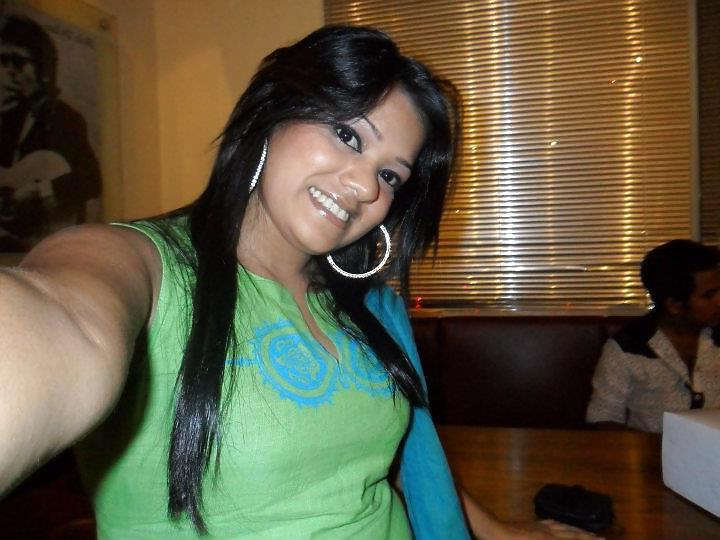 25P Girl Friends Desi-Bangali 2